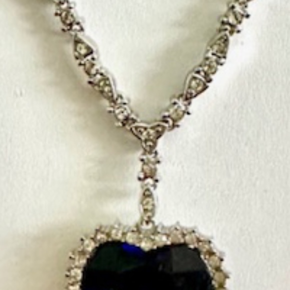 Titanic Heart of the Ocean necklace and earrings - Picture 3 of 8